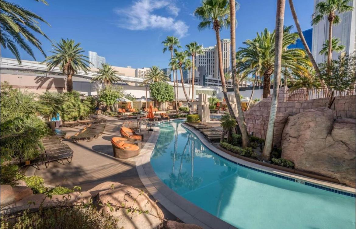 Classic Suite Mgm Signature 25Th Flr Pool View Las Vegas Extérieur photo